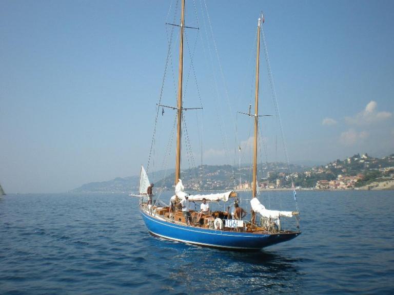 Casa Gialla Imperia Dış mekan fotoğraf